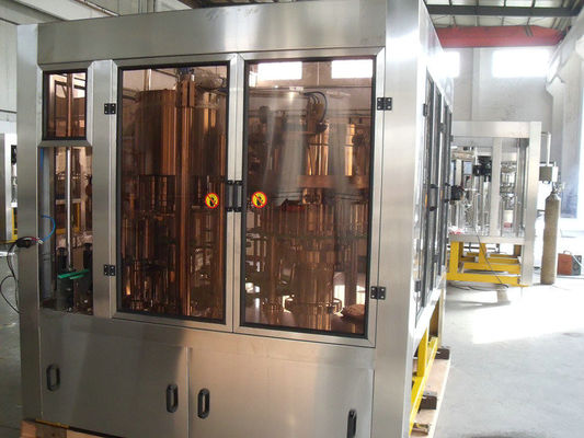 Carbonated Drink Filling Machine Balanced Pressure , Aluminum Can Filling Machinery 220V / 380V